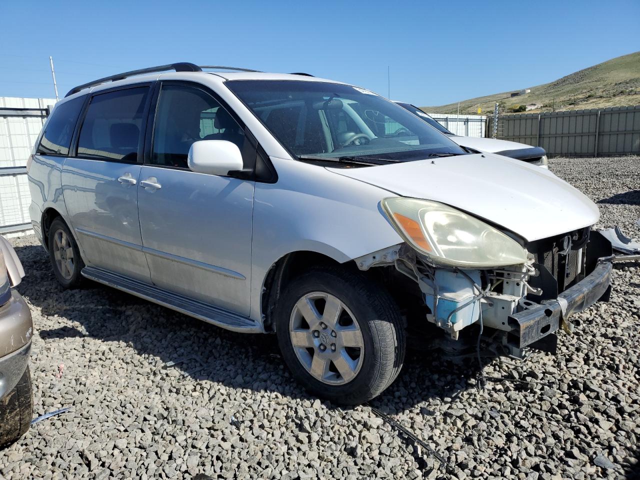 5TDZA22C84S062062 2004 Toyota Sienna Xle