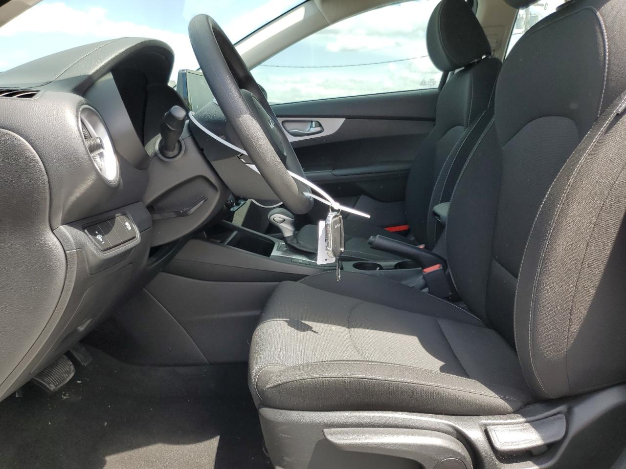 3KPF24ADXPE657631 2023 Kia Forte Lx