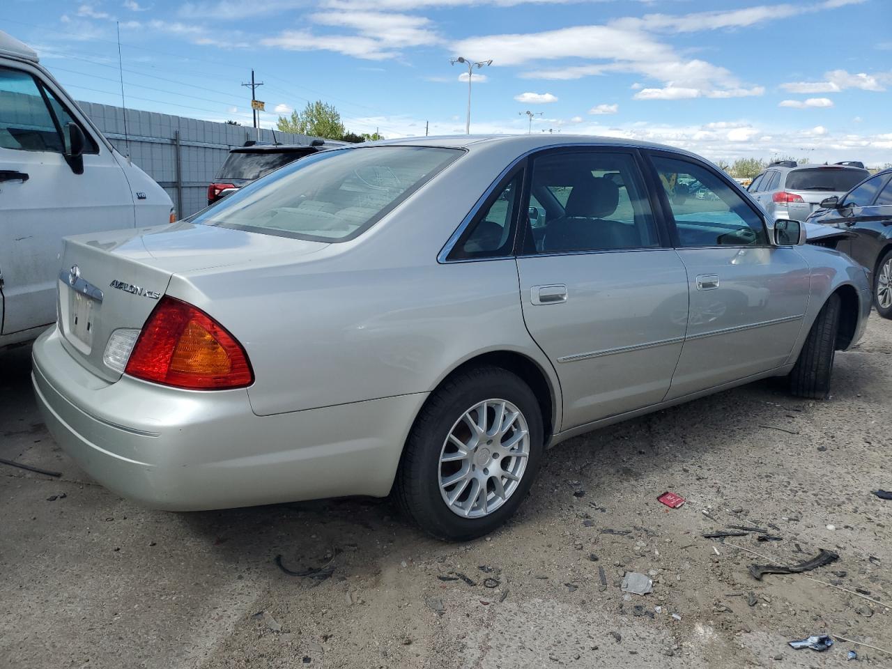 4T1BF28BX1U149496 2001 Toyota Avalon Xl