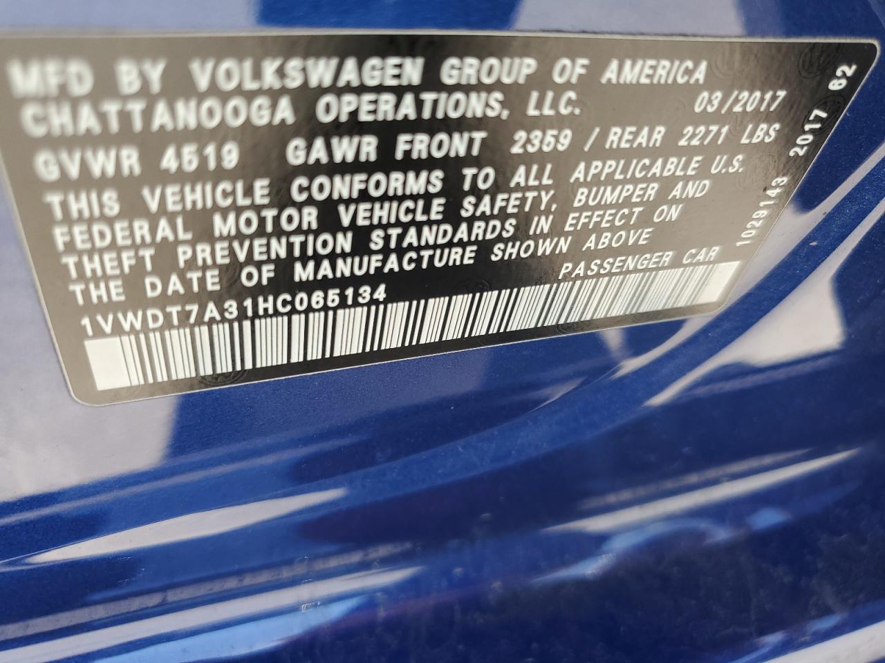 1VWDT7A31HC065134 2017 Volkswagen Passat R-Line