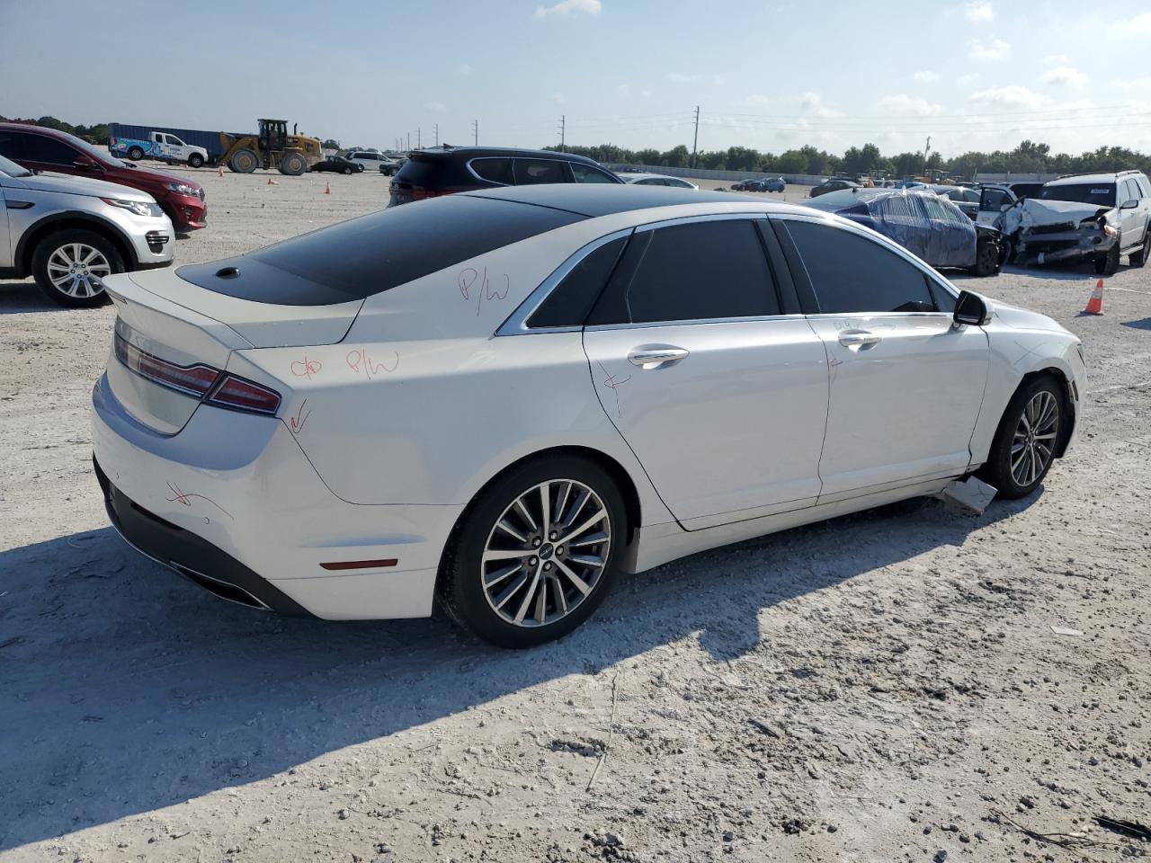 3LN6L5A96KR608325 2019 Lincoln Mkz