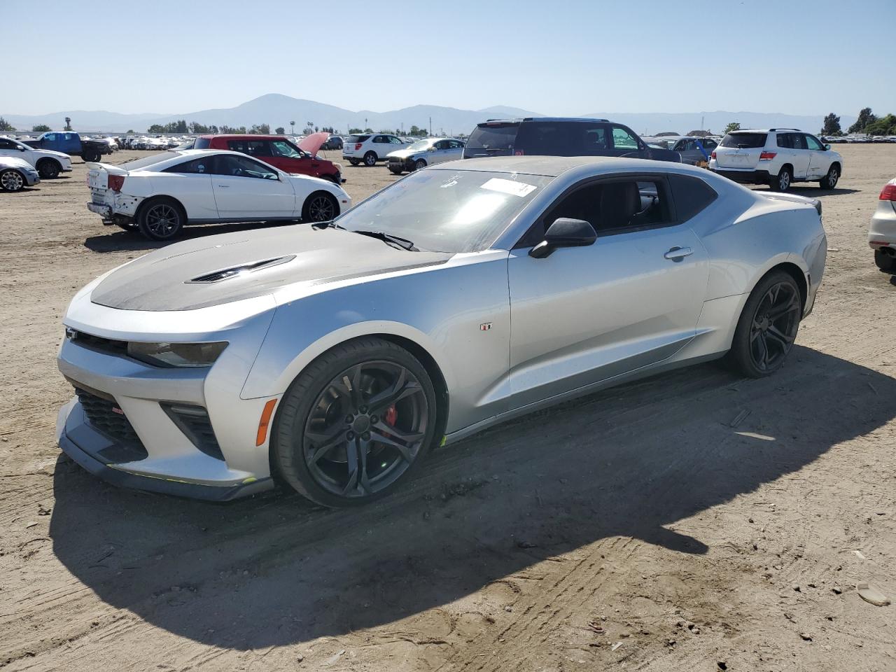 2018 Chevrolet Camaro Ss vin: 1G1FE1R79J0160986