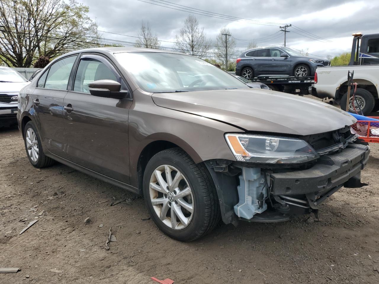 3VWDZ7AJ7BM391698 2011 Volkswagen Jetta Se