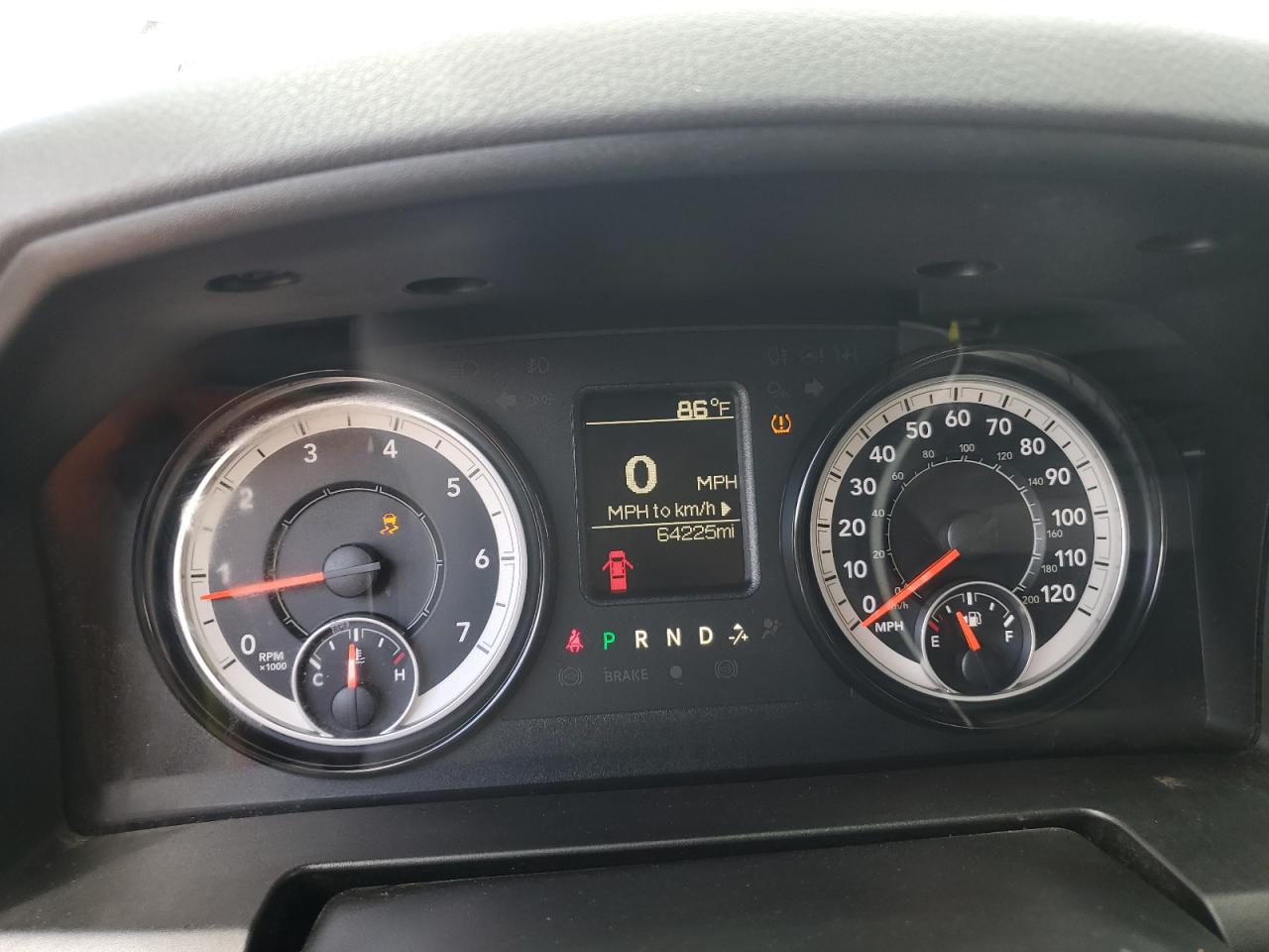 1C6RR6FG8KS671886 2019 Ram 1500 Classic Tradesman