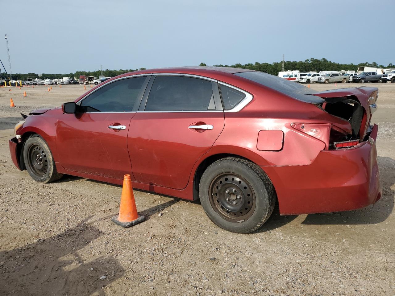 1N4AL3AP0EN349054 2014 Nissan Altima 2.5