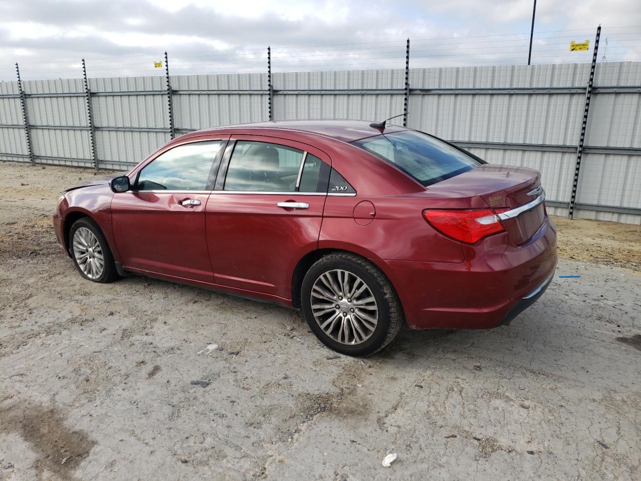 1C3CCBCG2CN175211 2012 Chrysler 200 Limited