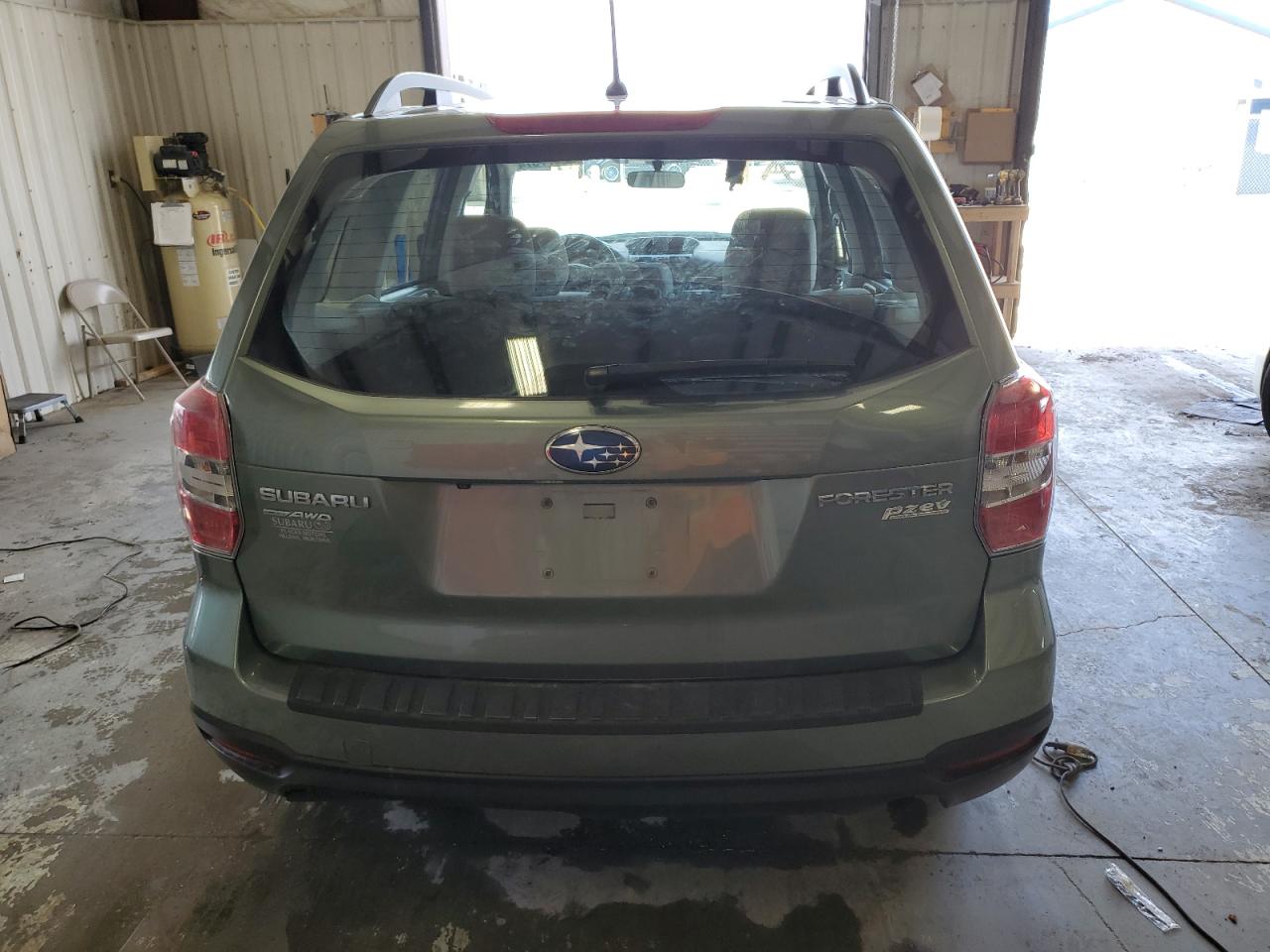 Lot #2567924594 2015 SUBARU FORESTER 2