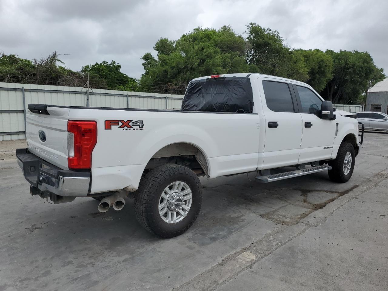 FORD F-350 SUPER DUTY