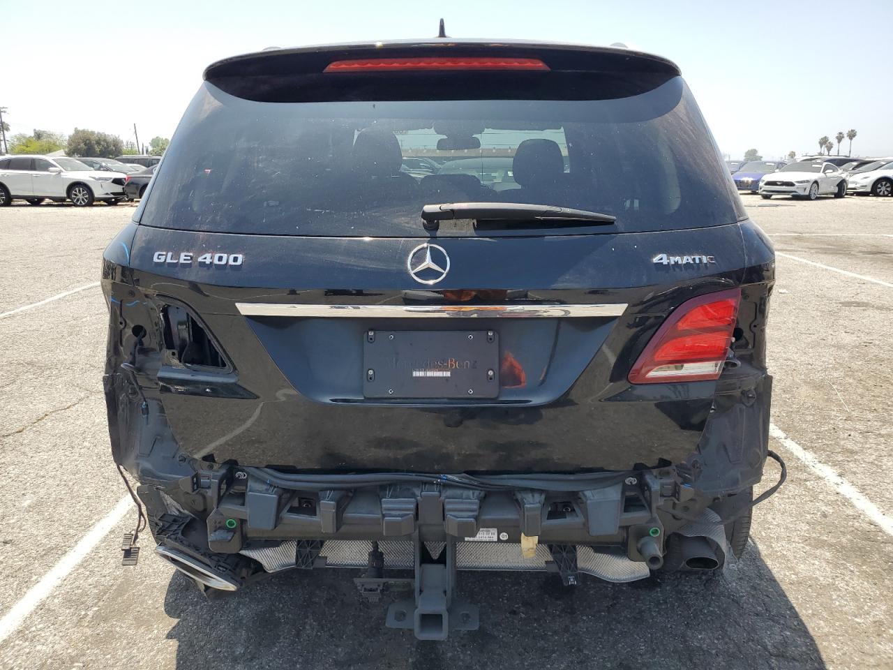 4JGDA5GB1HA852068 2017 Mercedes-Benz Gle 400 4Matic