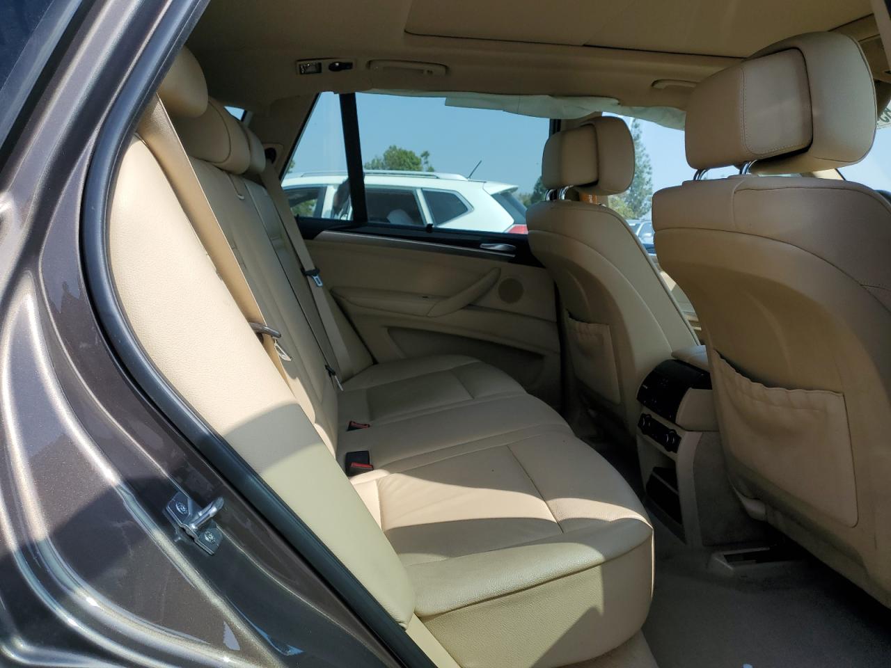 5UXZV4C52CL748032 2012 BMW X5 xDrive35I