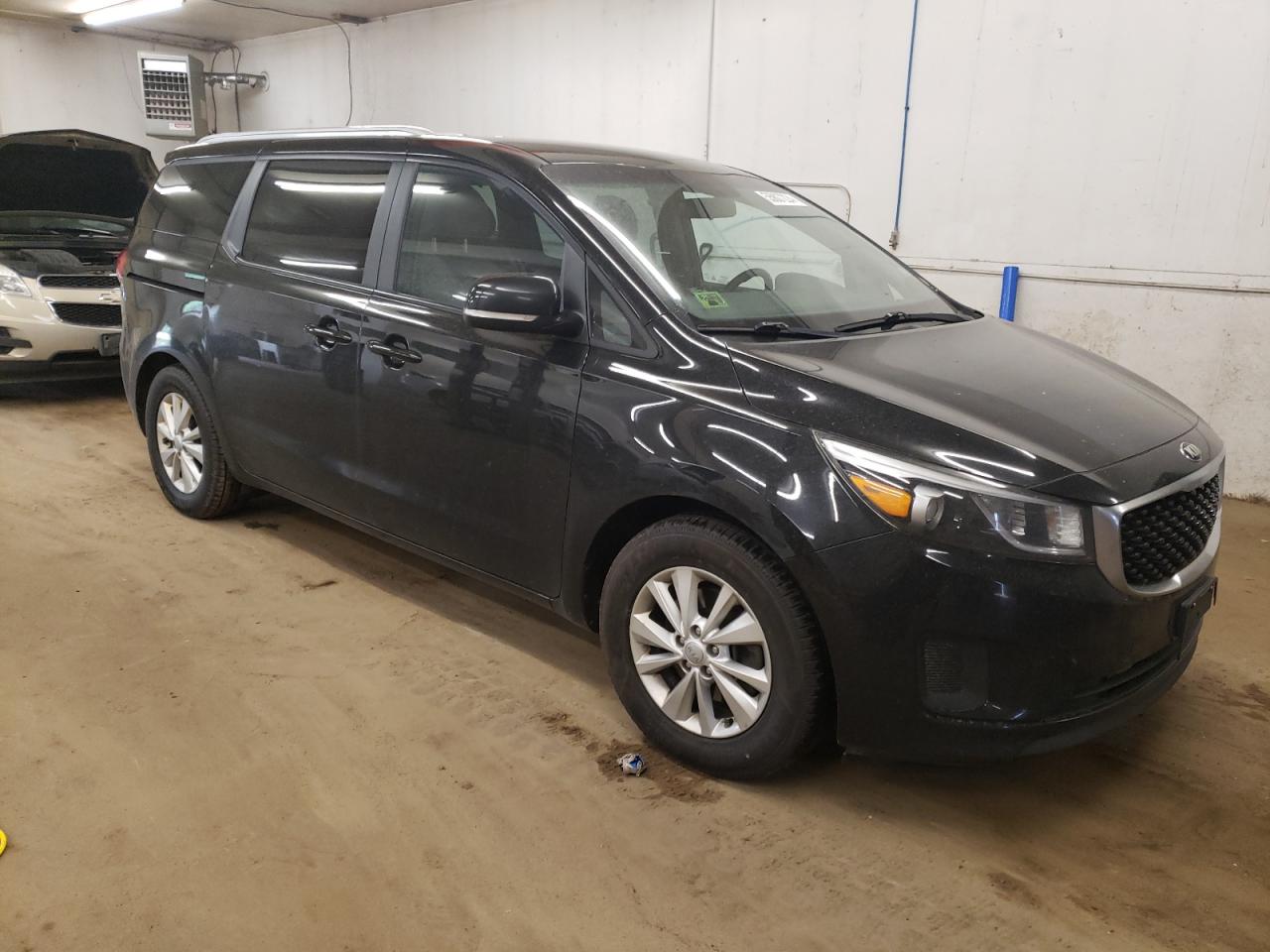 KNDMB5C11G6082678 2016 Kia Sedona Lx