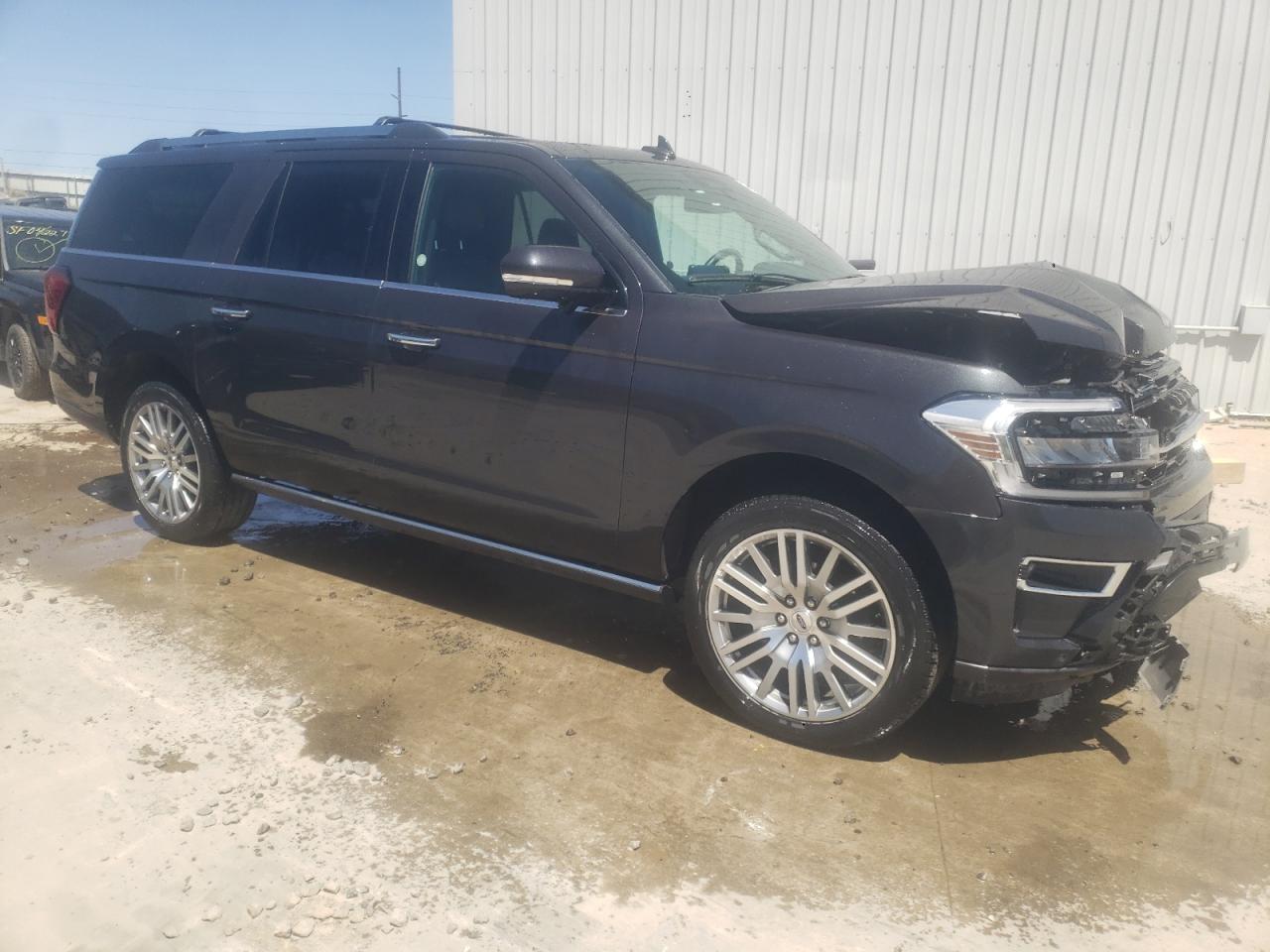 Lot #2529337026 2023 FORD EXPEDITION