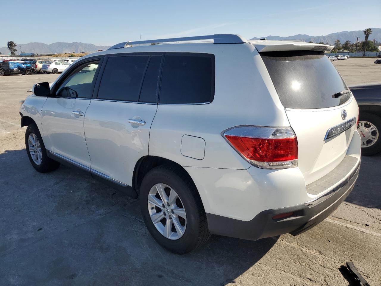 5TDZA3EH9BS009462 2011 Toyota Highlander Base