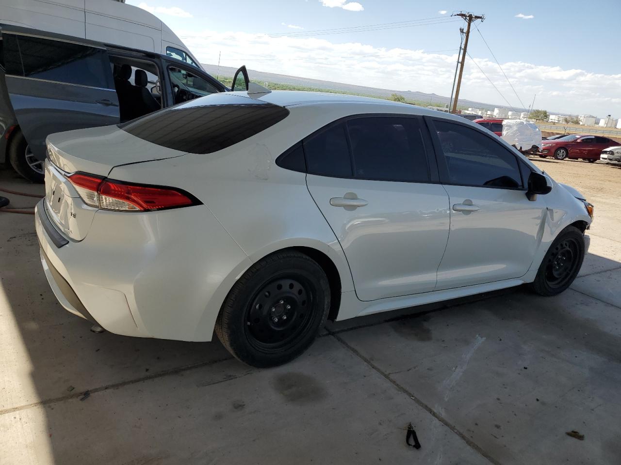 2020 Toyota Corolla Le vin: 5YFEPRAEXLP013333