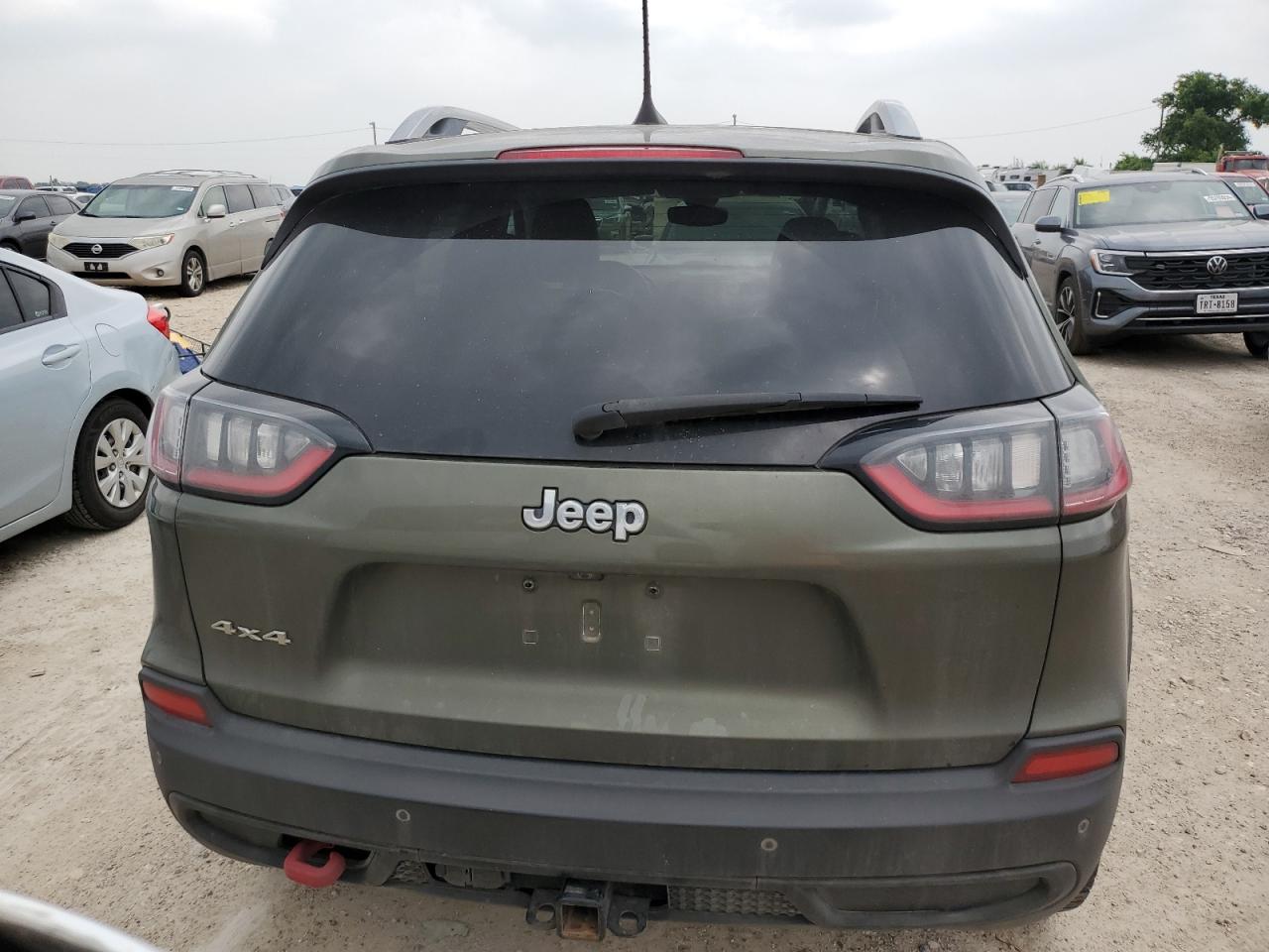 1C4PJMLX9KD113145 2019 Jeep Cherokee Latitude Plus