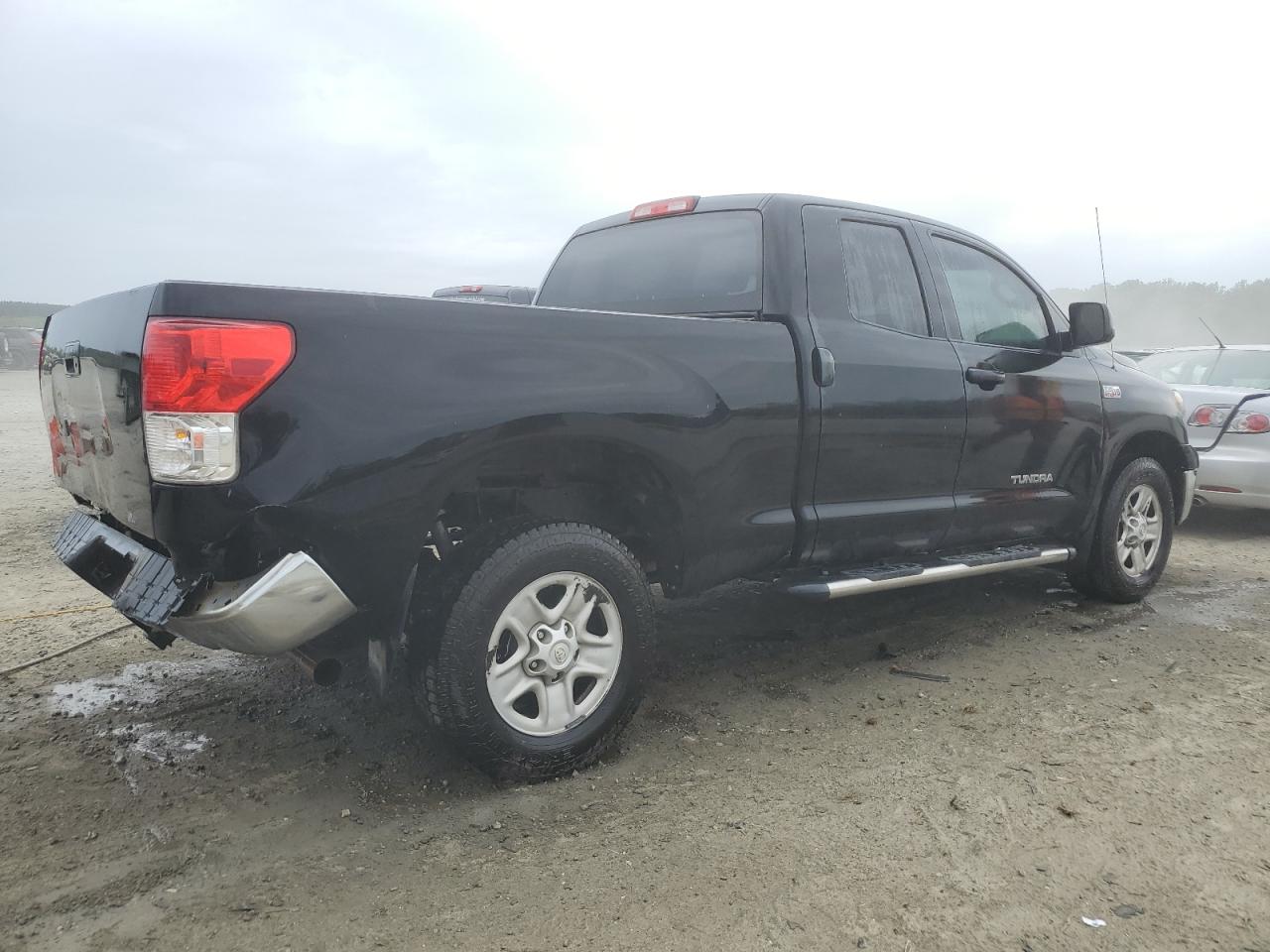 5TFUW5F17BX199037 2011 Toyota Tundra Double Cab Sr5