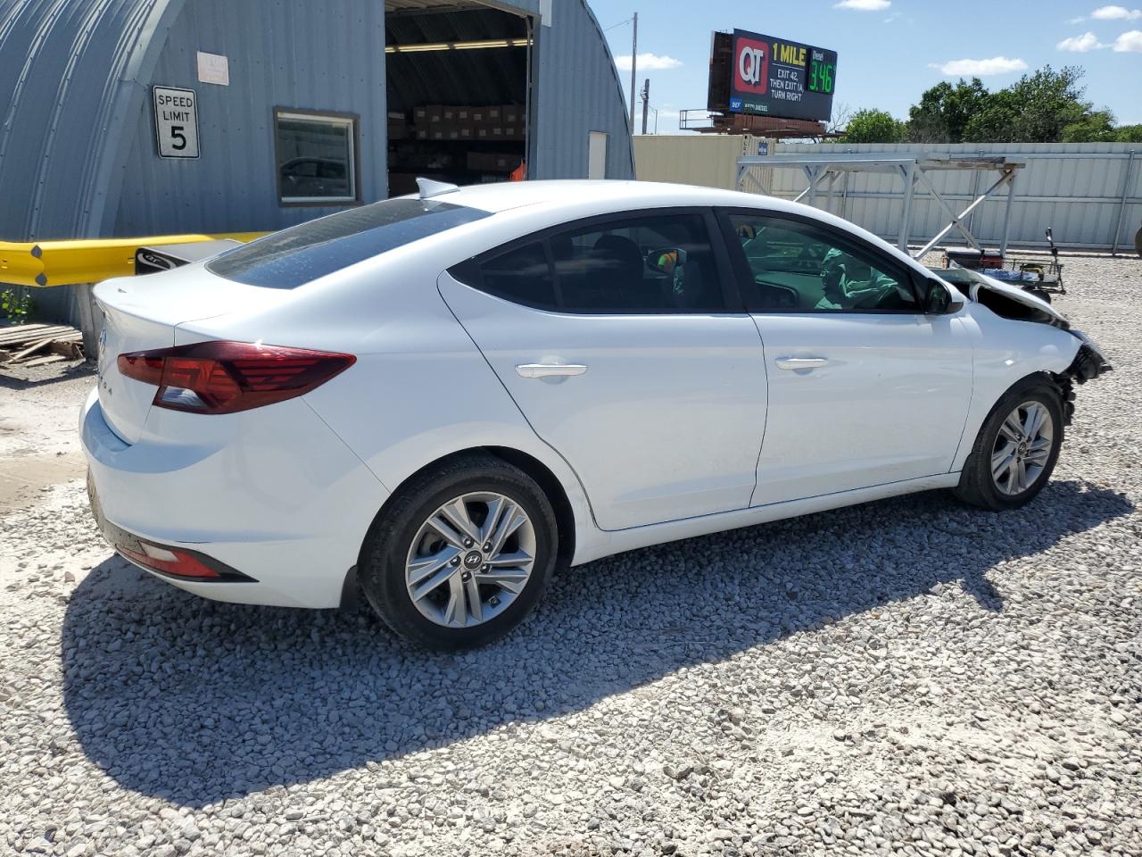 2020 Hyundai Elantra Sel vin: 5NPD84LF8LH545145