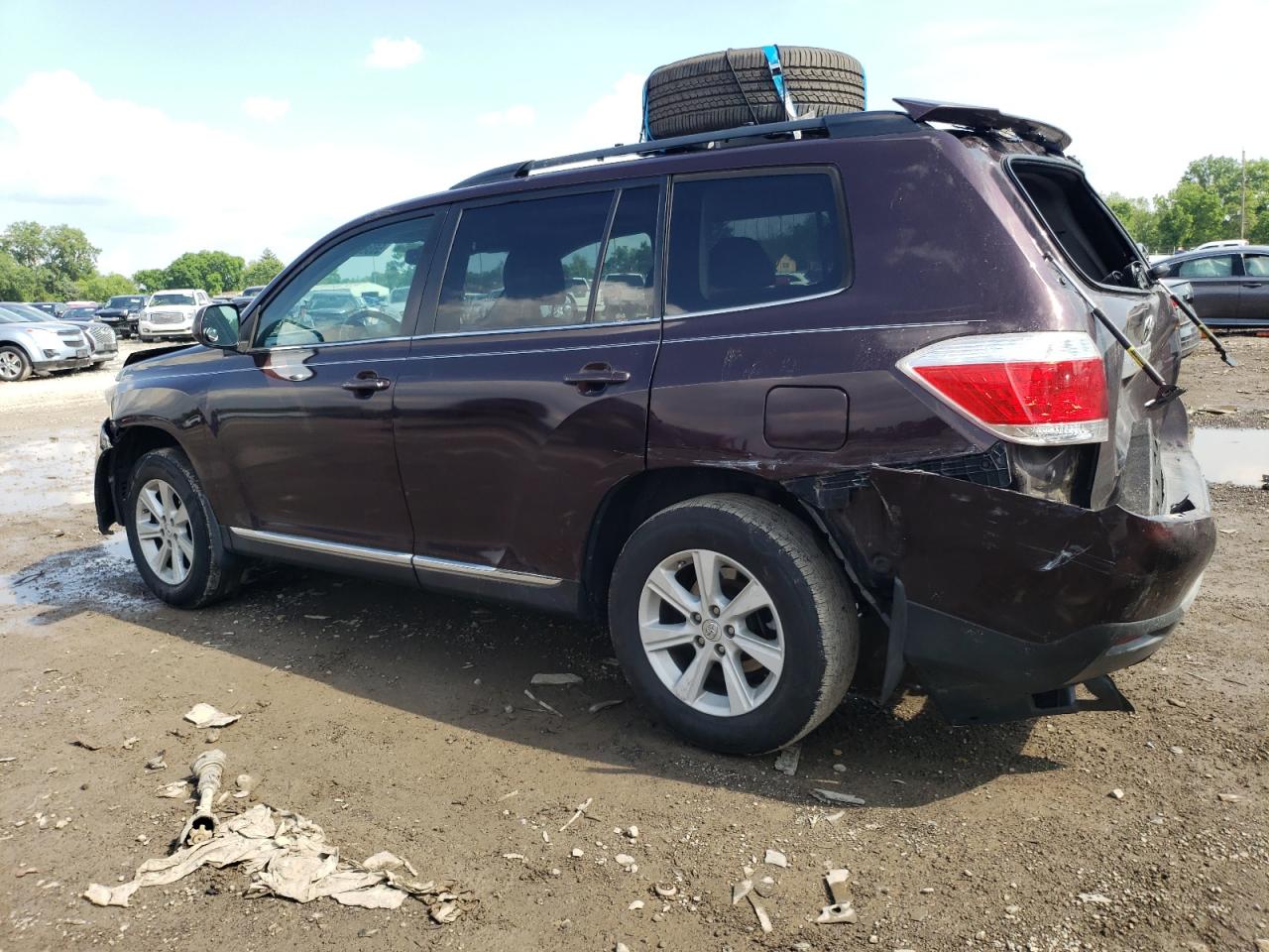 5TDBK3EH8DS217916 2013 Toyota Highlander Base