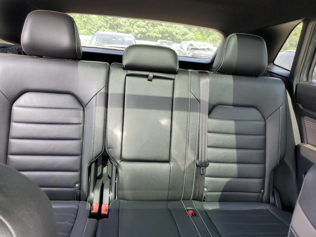 1V2FE2CA1NC200420 2022 Volkswagen Atlas Cross Sport Sel Premium R-Line