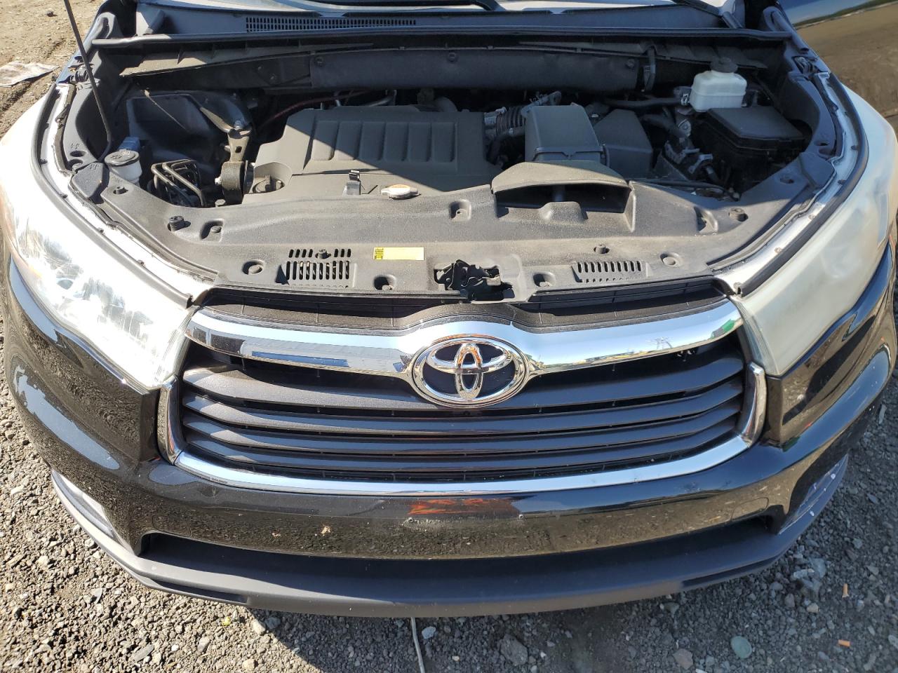 5TDJKRFH2FS207737 2015 Toyota Highlander Xle