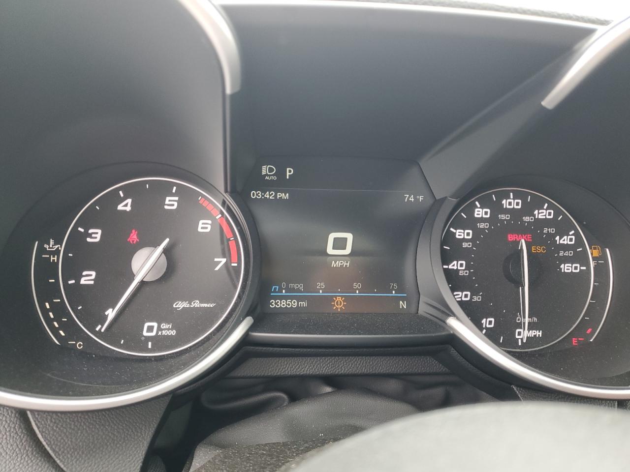 ZARFAMBN0N7664679 2022 Alfa Romeo Giulia Super