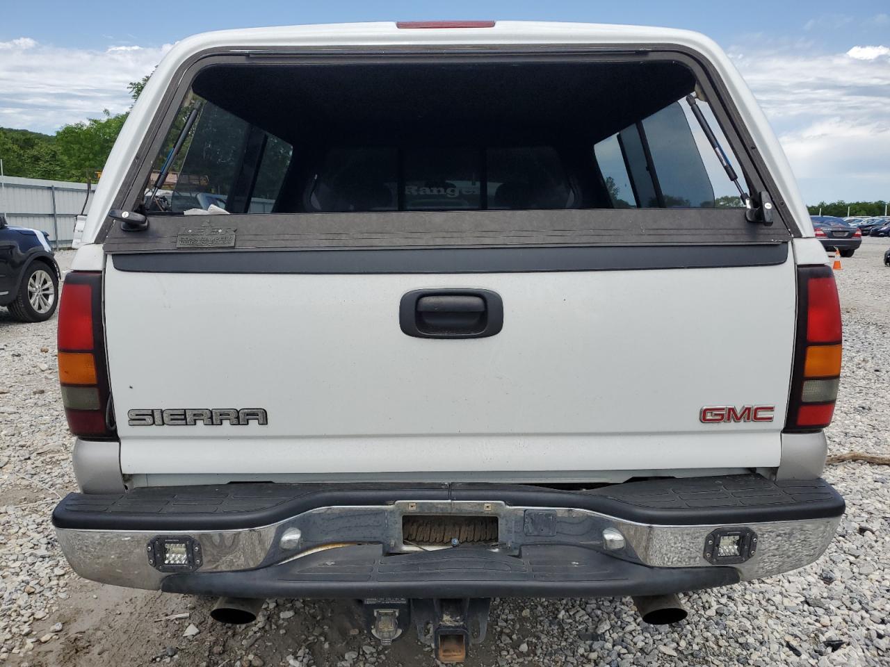 2GTEK19T641130247 2004 GMC New Sierra K1500
