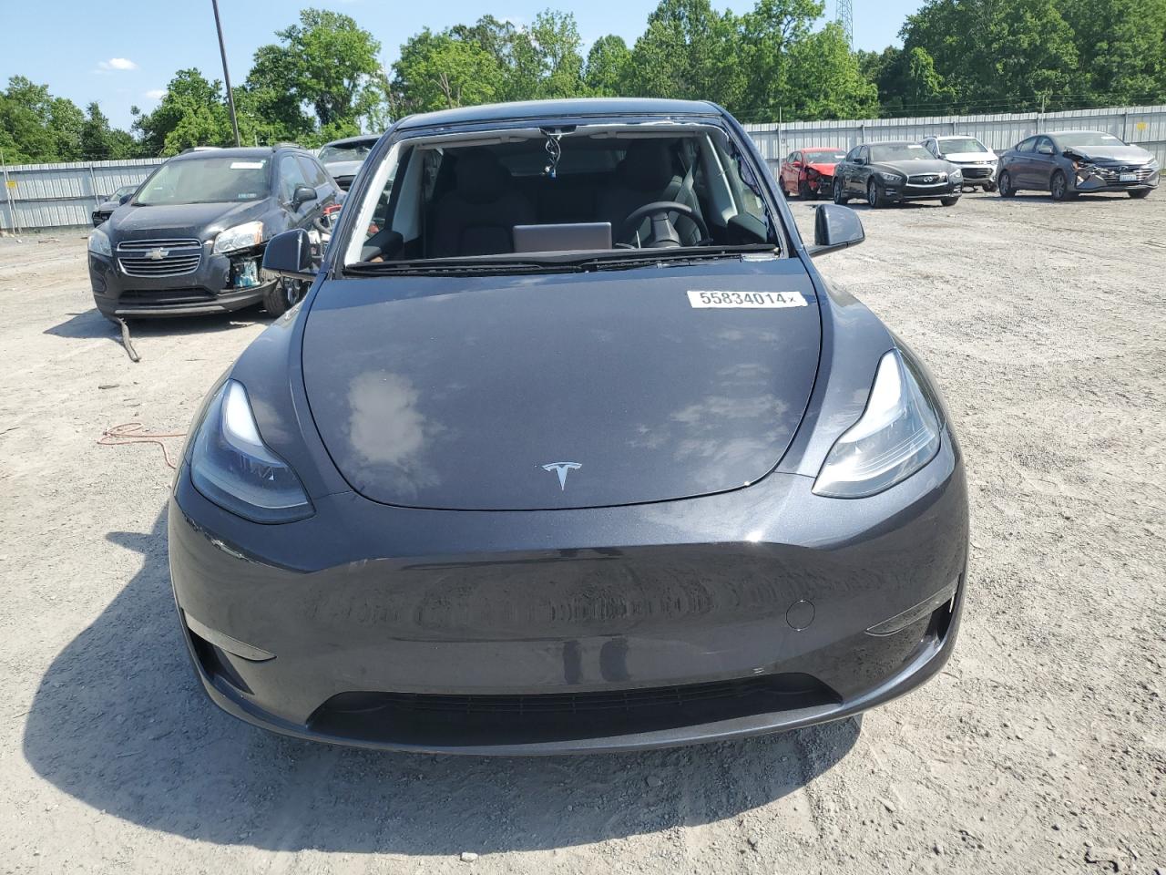 7SAYGDEE4RA231654 2024 Tesla Model Y