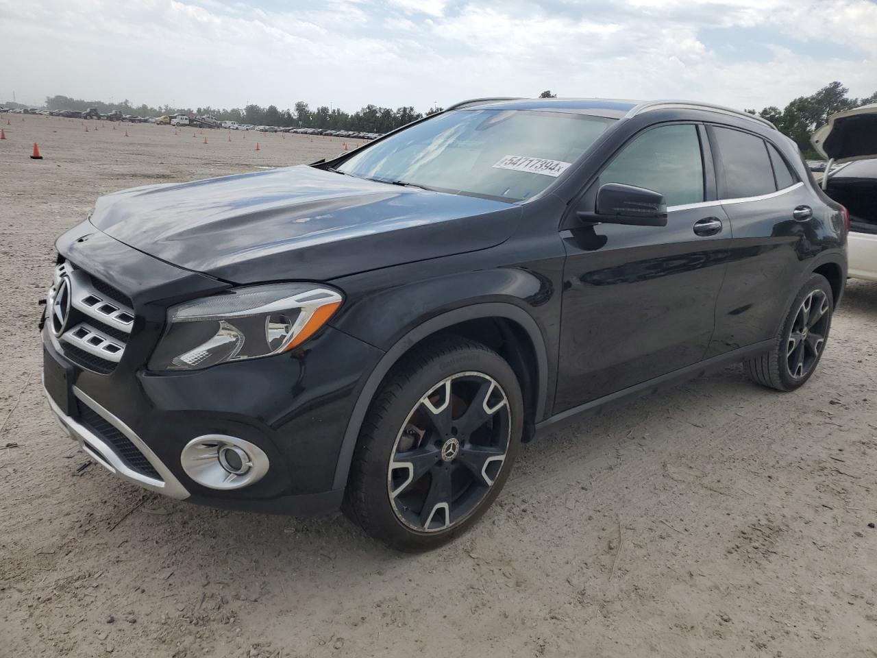 2020 Mercedes-Benz Gla 250 vin: WDCTG4EB1LU024843