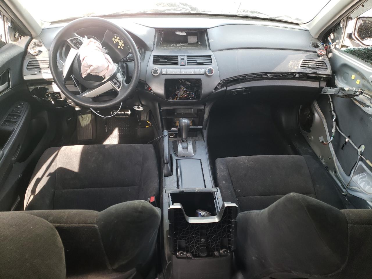 1HGCP2F47AA103685 2010 Honda Accord Lxp