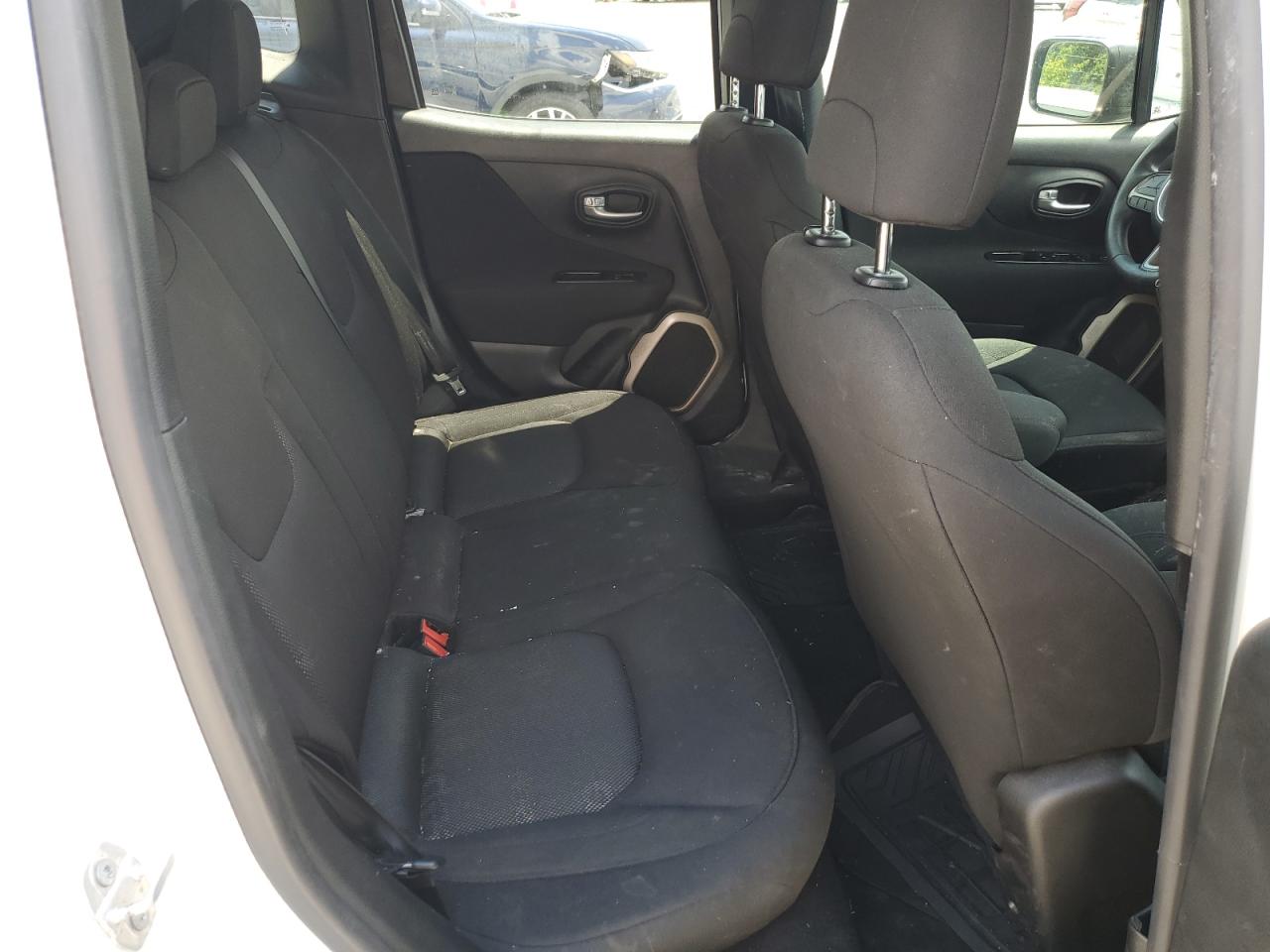 ZACCJAAB3HPF92046 2017 Jeep Renegade Sport