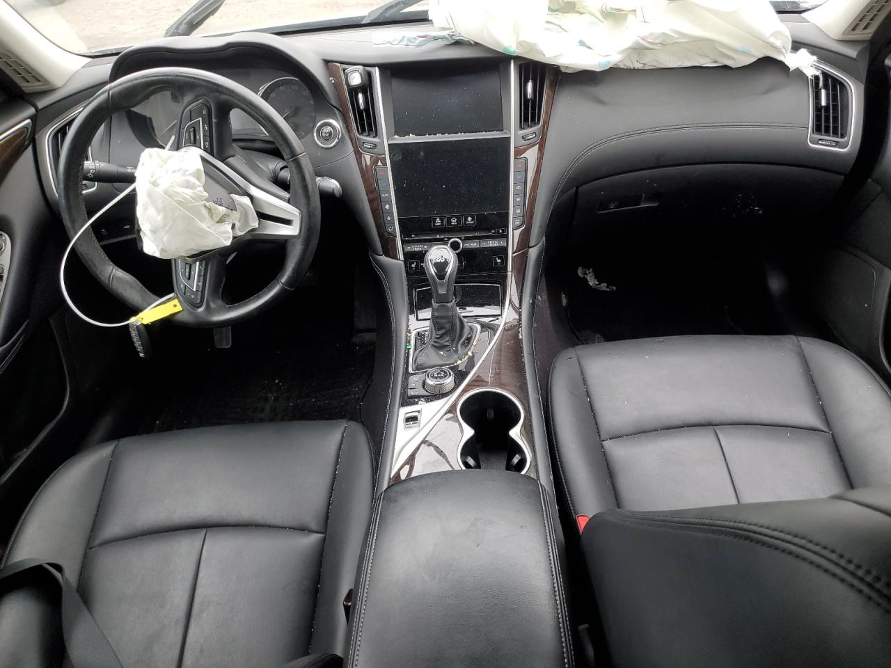 JN1EV7AP1KM517740 2019 Infiniti Q50 Luxe