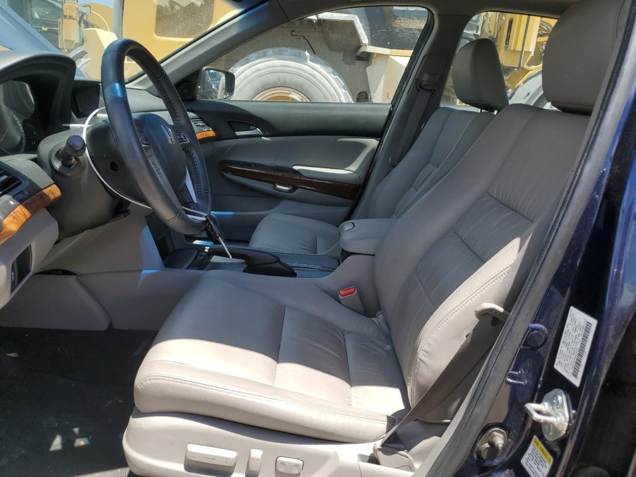 1HGCP2F85BA008062 2011 Honda Accord Exl