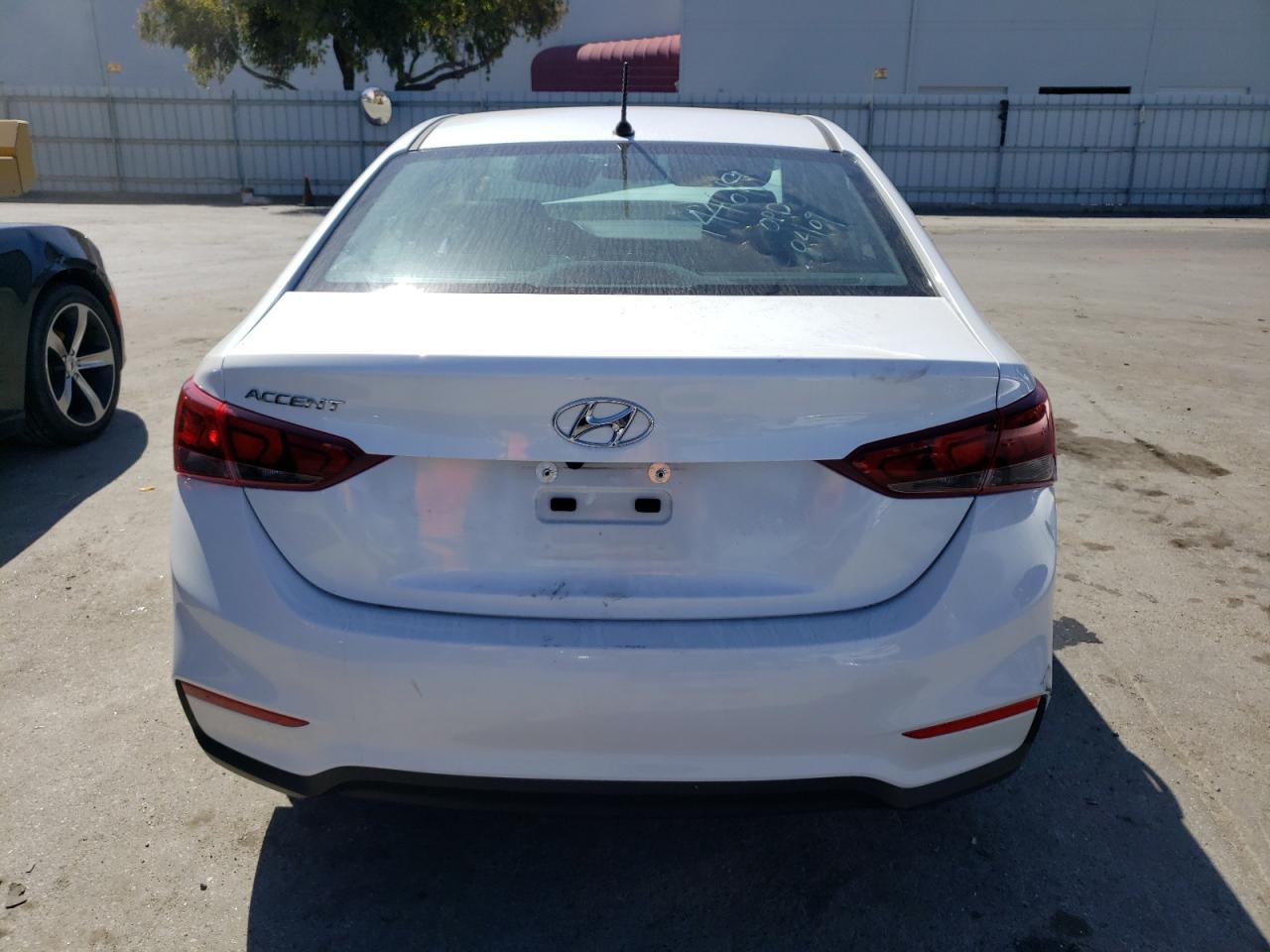 2021 Hyundai Accent Se vin: 3KPC24A61ME142968