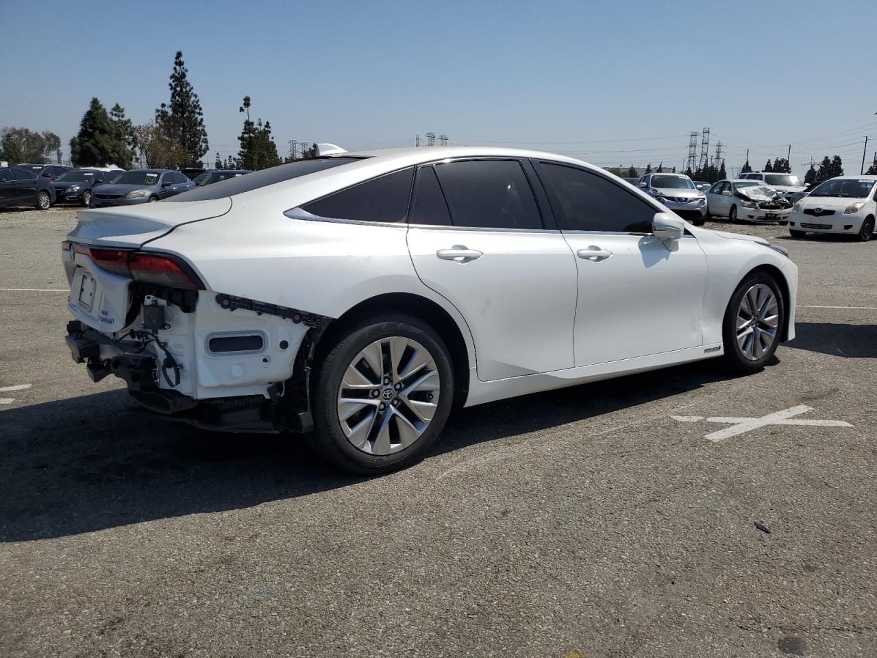 2022 Toyota Mirai Le vin: JTDAAAAA6NA007583