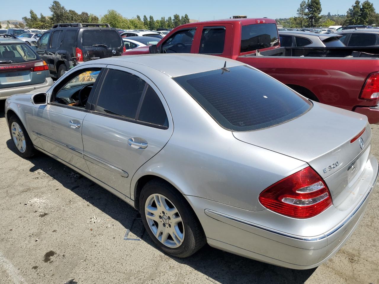 WDBUF65J54A499624 2004 Mercedes-Benz E 320