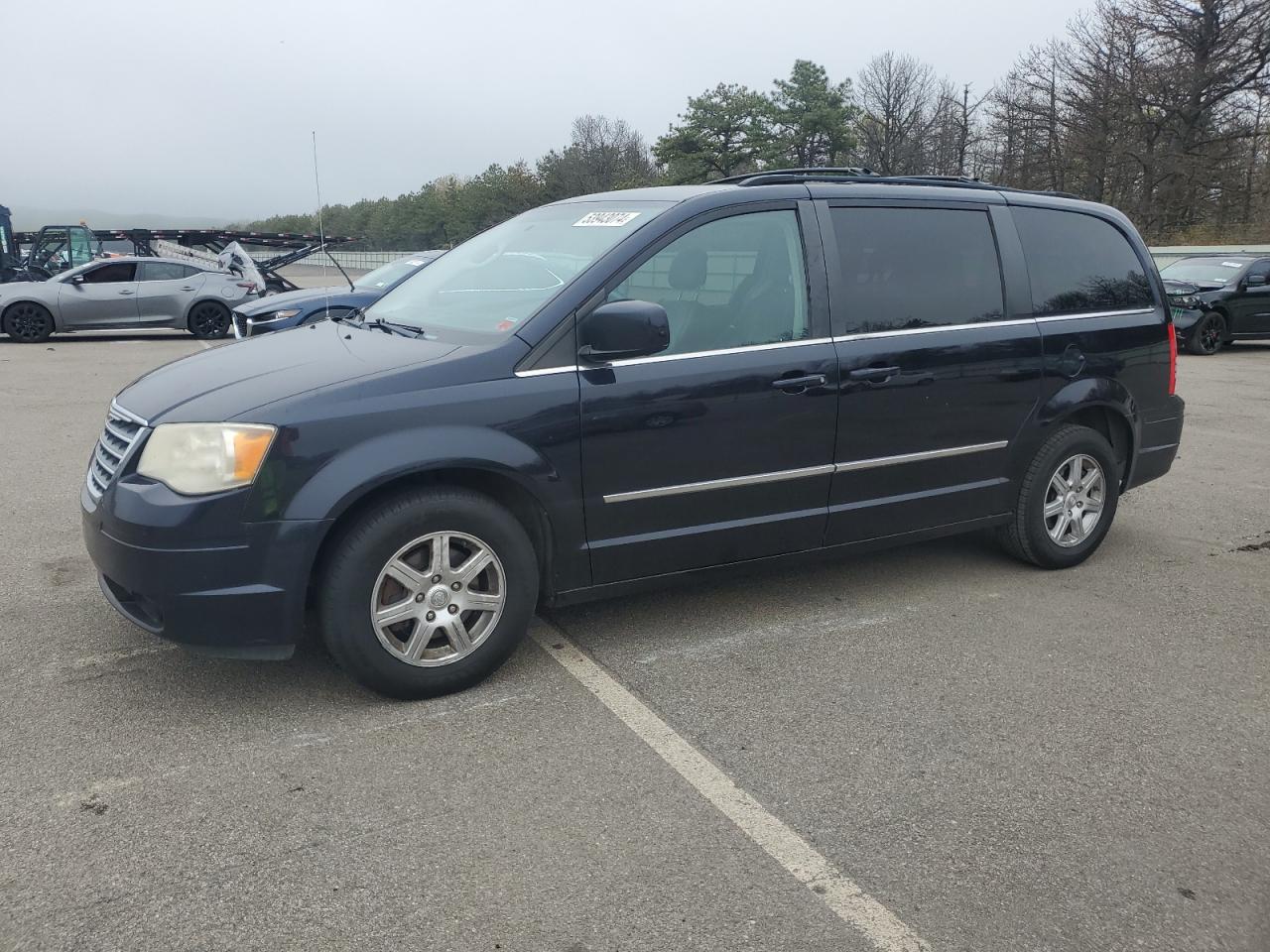 Lot #2888310773 2010 CHRYSLER TOWN & CTY