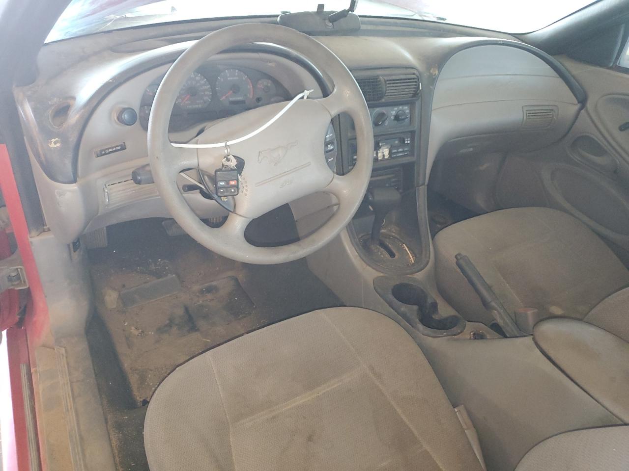 1FAFP4042YF166910 2000 Ford Mustang