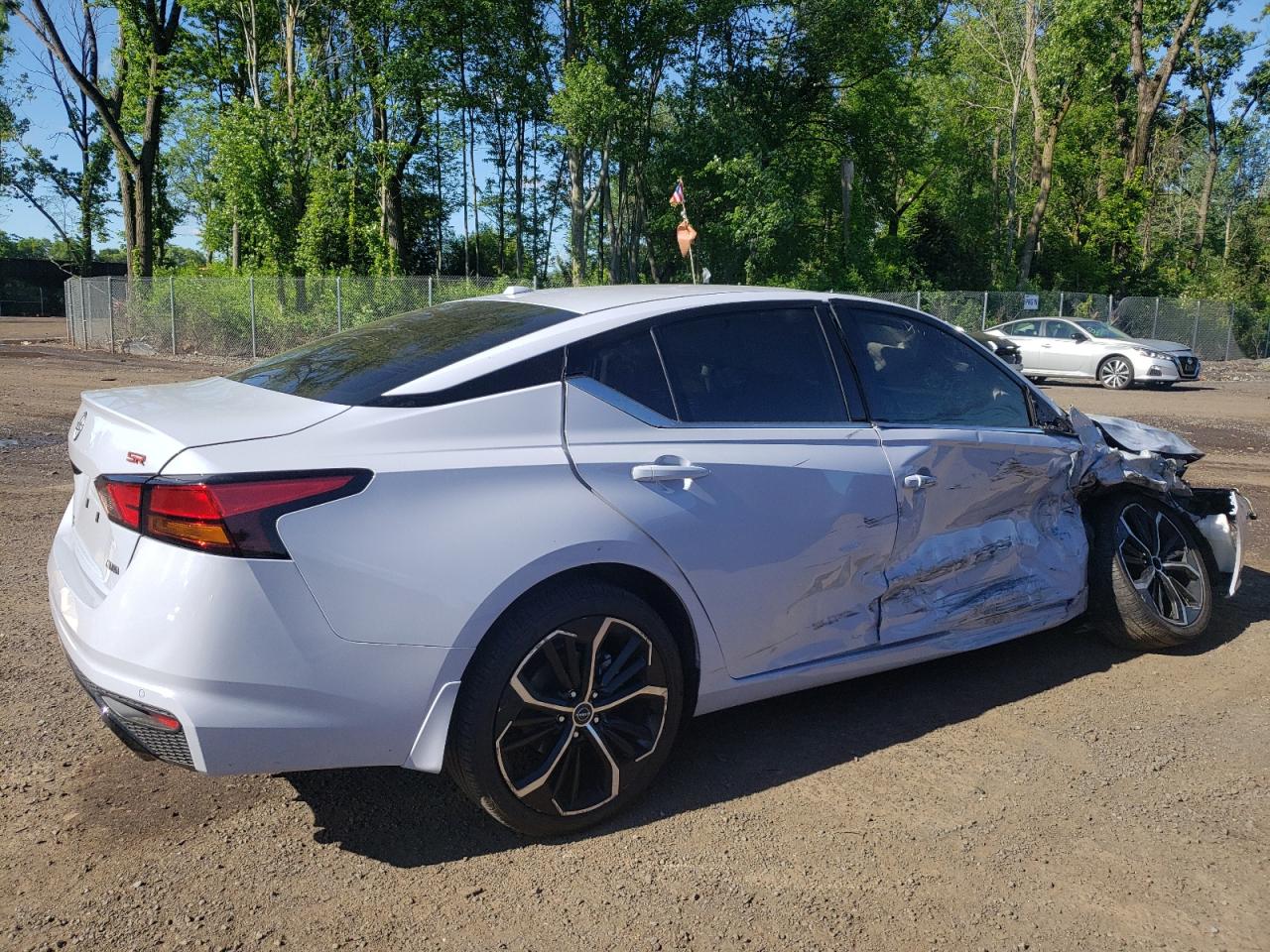 2024 Nissan Altima Sr vin: 1N4BL4CW9RN307714