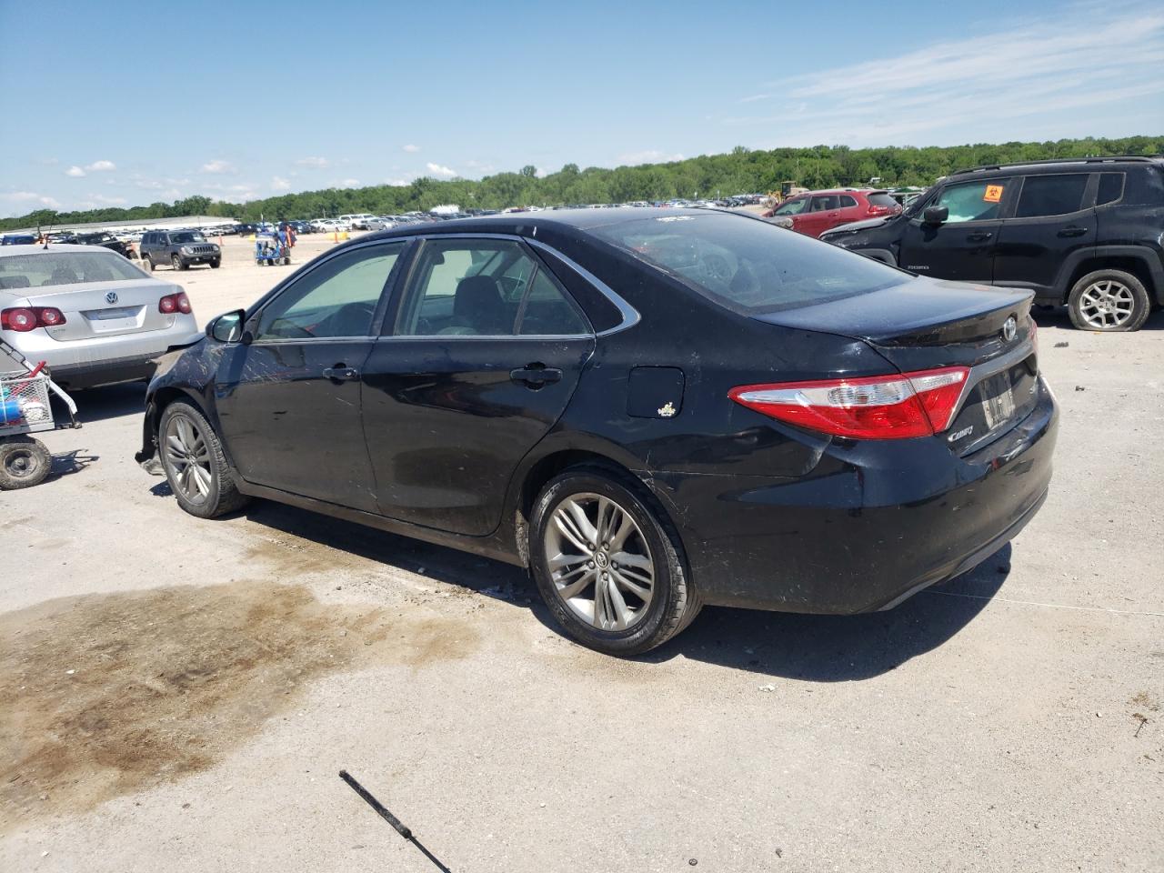 2016 Toyota Camry Le vin: 4T1BF1FK9GU186464