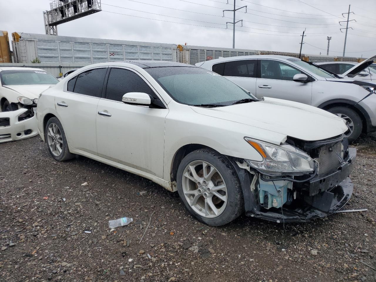 1N4AA5APXEC908929 2014 Nissan Maxima S