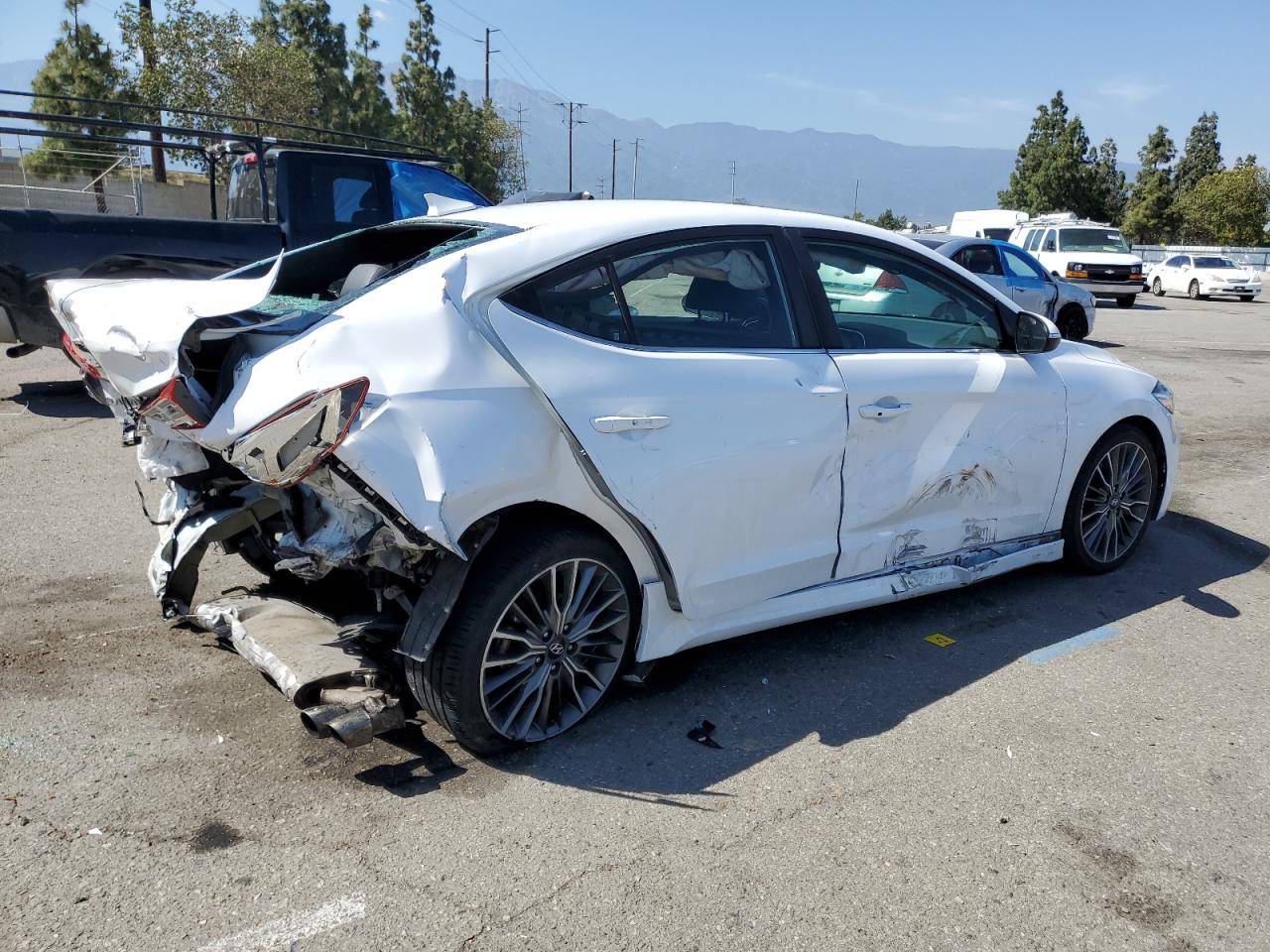 KMHD04LB2HU359811 2017 Hyundai Elantra Sport