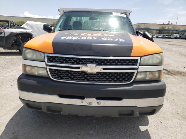 2005 Chevrolet Silverado C2500 Heavy Duty VIN: 1GBHC24U25E277833 Lot: 53121174