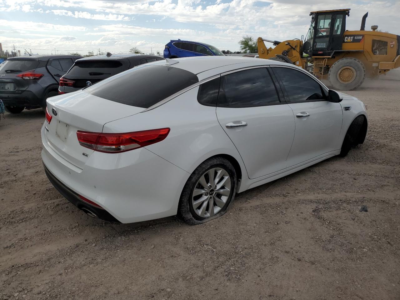 5XXGU4L33JG200046 2018 Kia Optima Ex