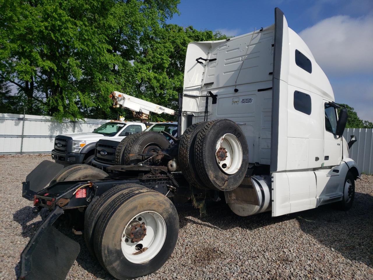 4V4NC9EH7PN320191 2023 Volvo Vn Vnl