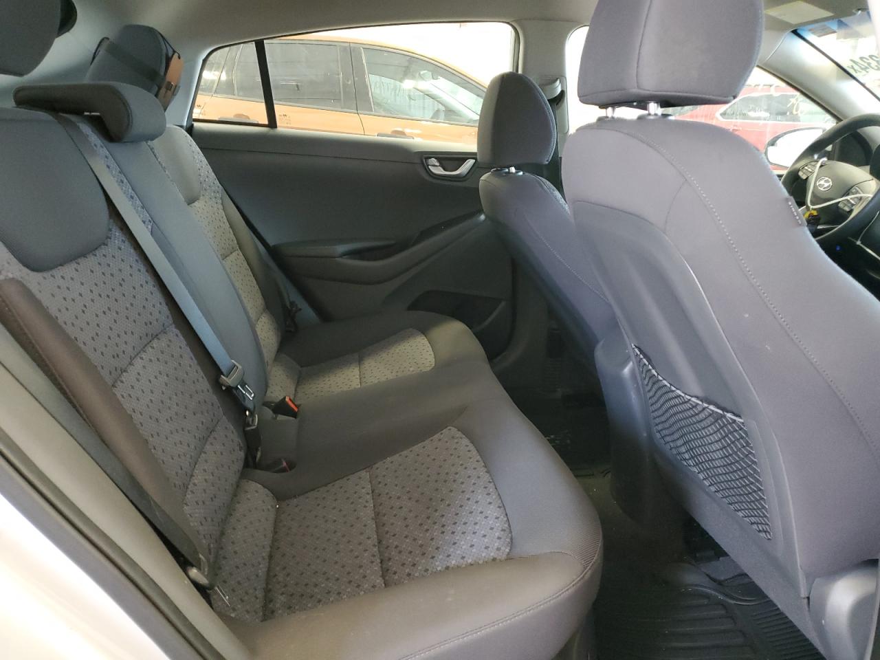 KMHC65LC2JU088750 2018 Hyundai Ioniq Blue