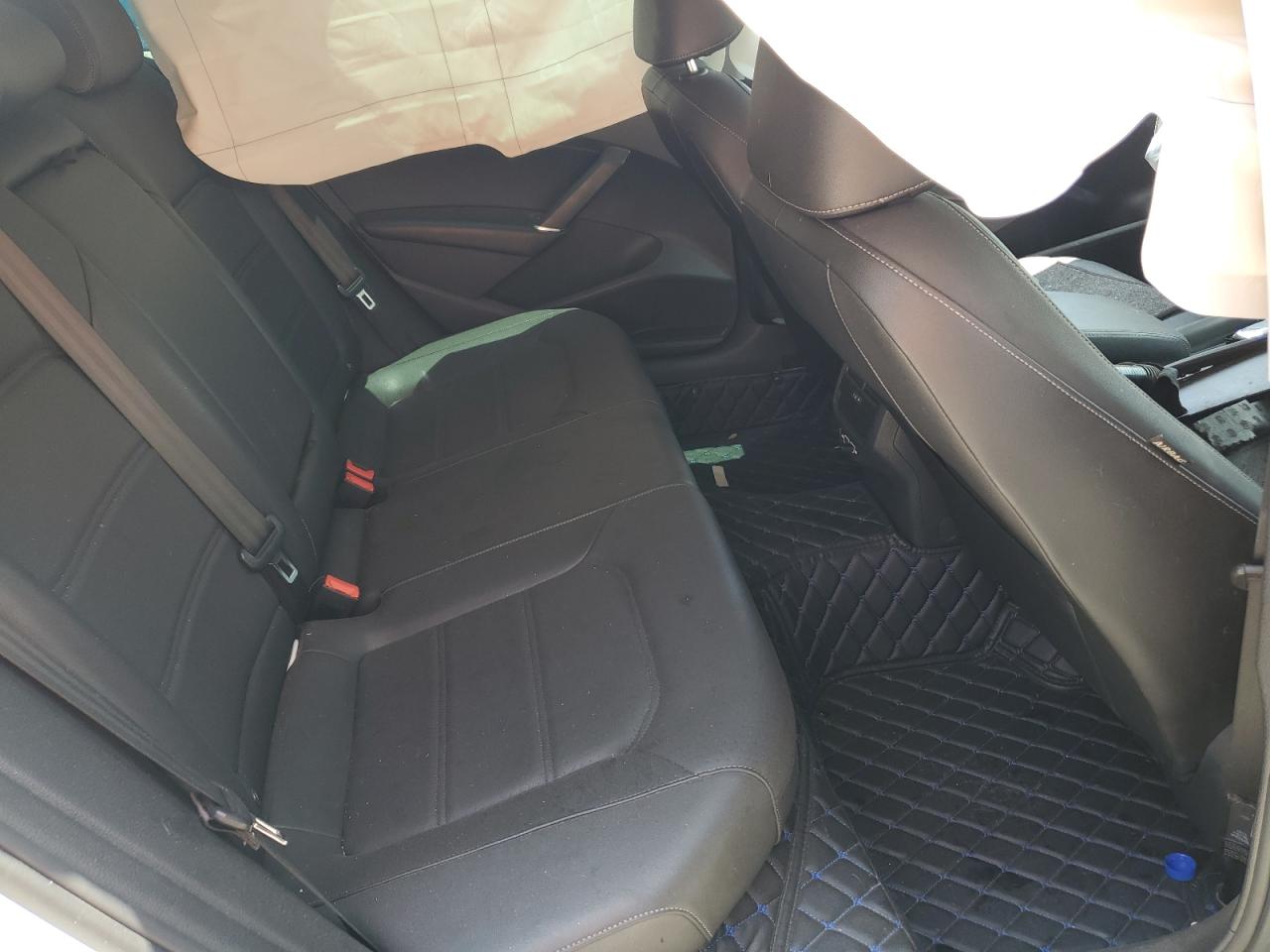 1VWMA7A32LC004776 2020 Volkswagen Passat R-Line