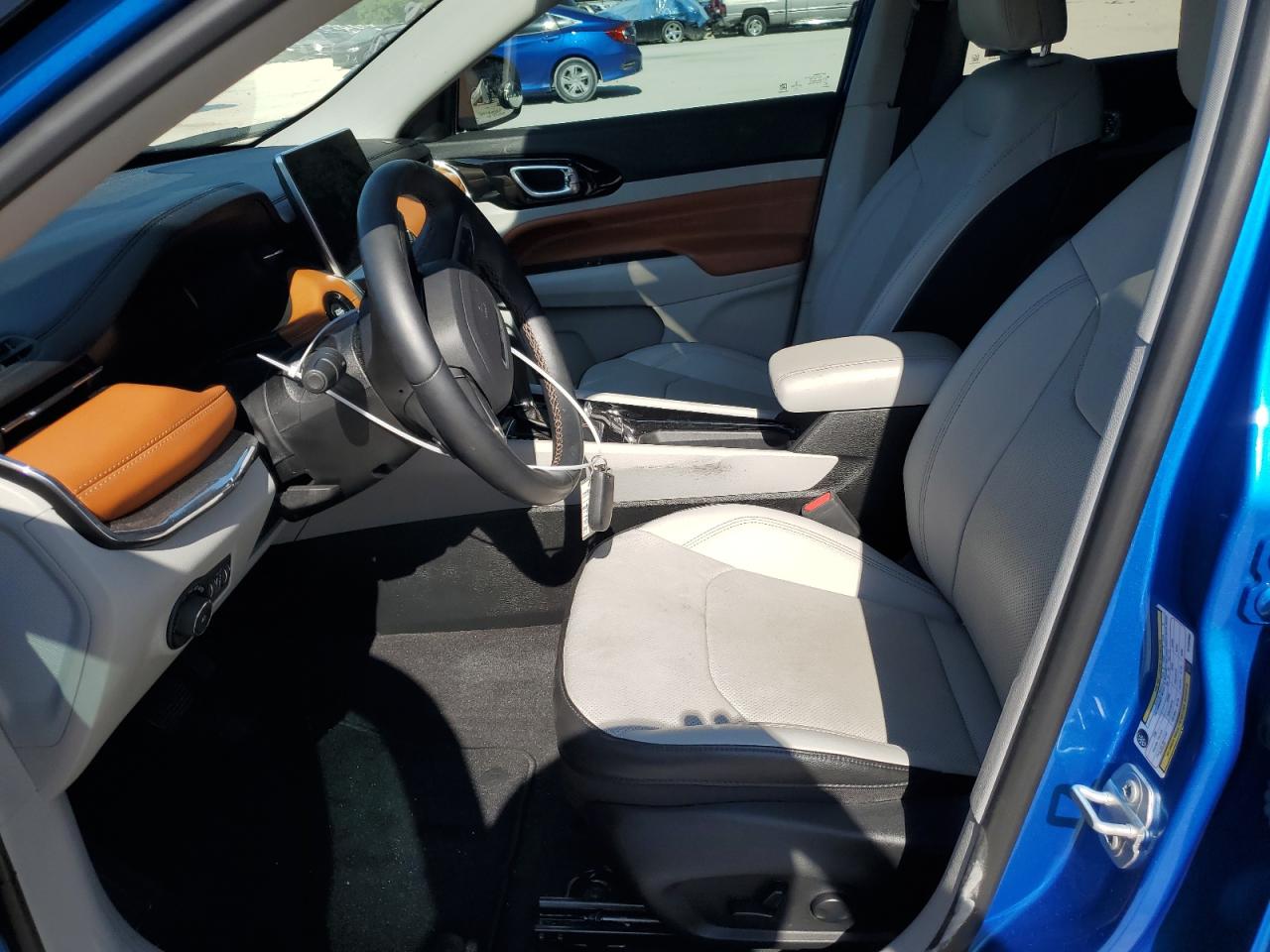 3C4NJDCB6NT200060 2022 Jeep Compass Limited