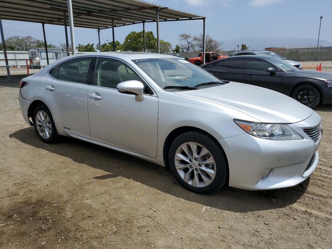 JTHBW1GG8D2000546 2013 Lexus Es 300H