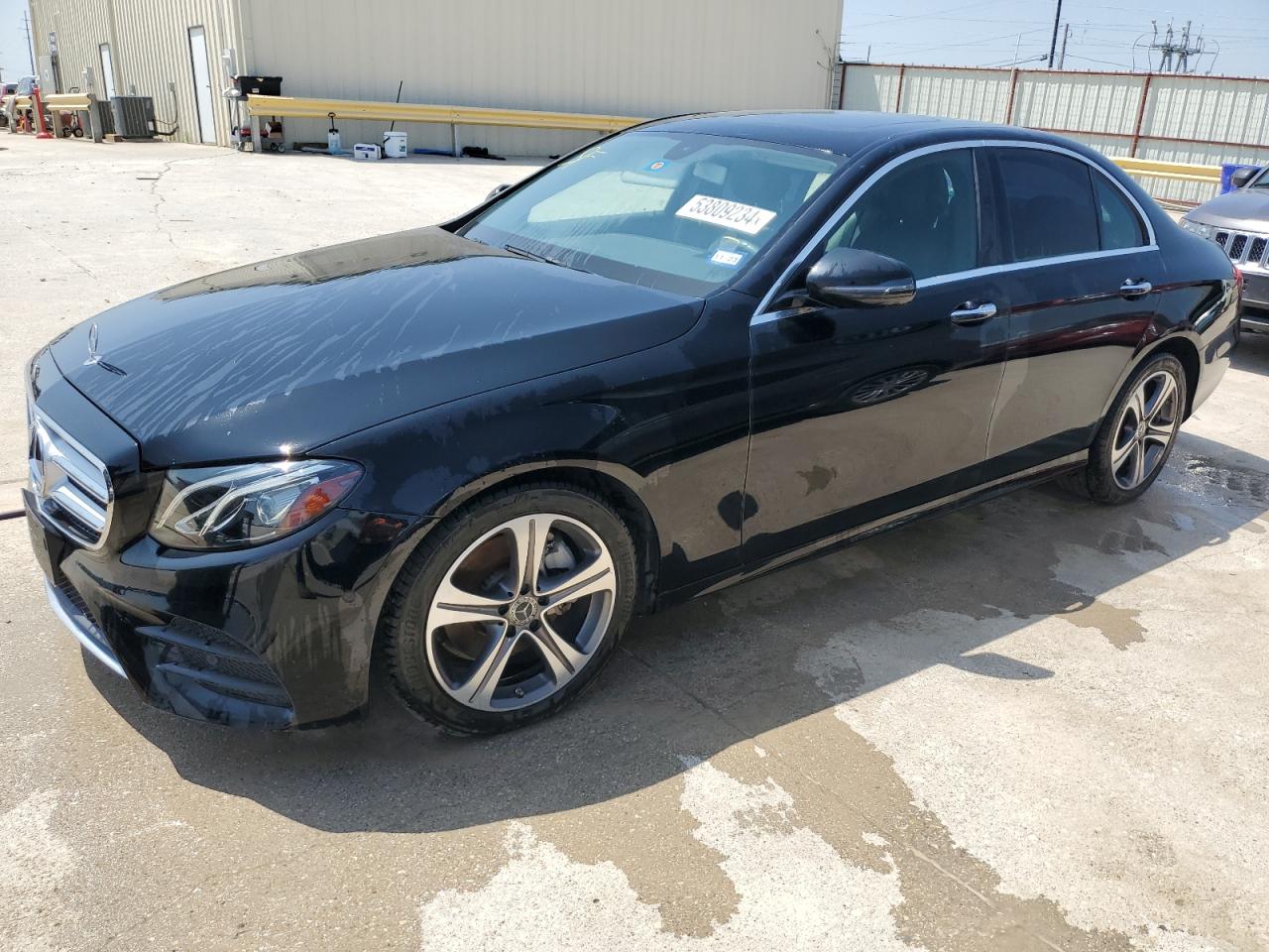 WDDZF4KB6JA406037 2018 Mercedes-Benz E 300 4Matic