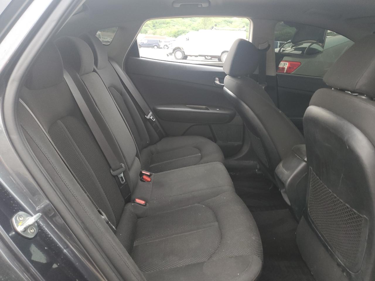 5XXGT4L32LG384580 2020 Kia Optima Lx